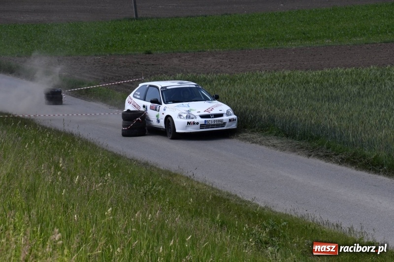 Zdjęcie w galerii na portalu naszraciborz.pl: Zapach spalin o poranku, czyli samochodowy Rajd o Puchar Burmistrza Kuźni Raciborskiej FOTO i VIDEO wiadomości z regionu