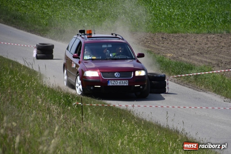 Zdjęcie w galerii na portalu naszraciborz.pl: Zapach spalin o poranku, czyli samochodowy Rajd o Puchar Burmistrza Kuźni Raciborskiej FOTO i VIDEO wiadomości z regionu