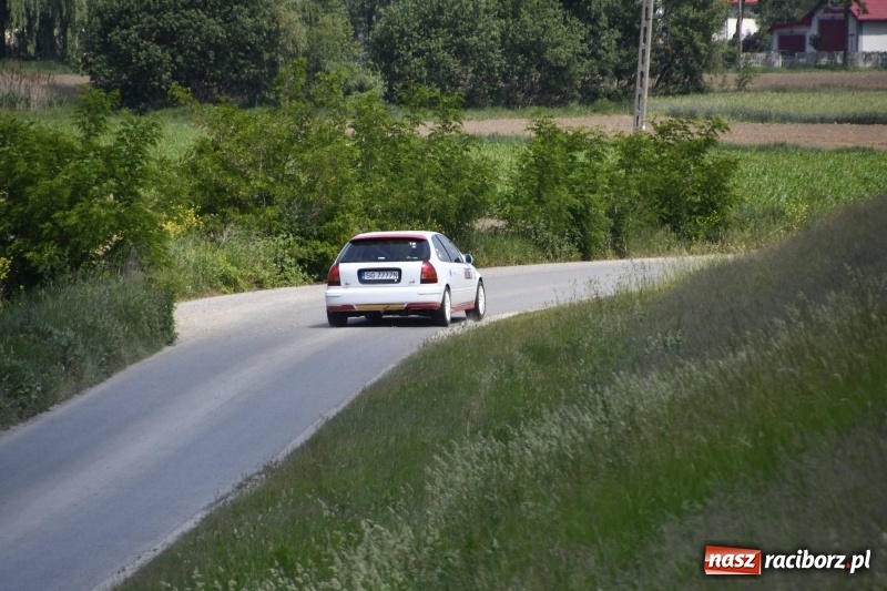 Zdjęcie w galerii na portalu naszraciborz.pl: Zapach spalin o poranku, czyli samochodowy Rajd o Puchar Burmistrza Kuźni Raciborskiej FOTO i VIDEO wiadomości z regionu
