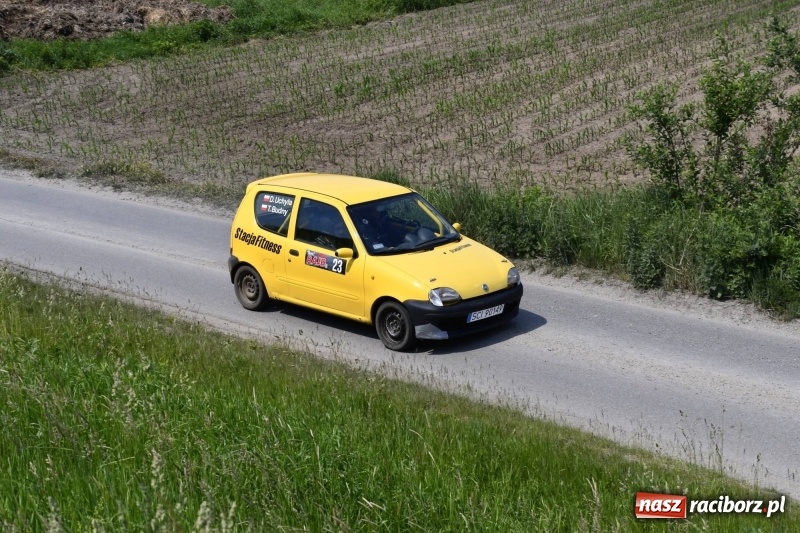 Zdjęcie w galerii na portalu naszraciborz.pl: Zapach spalin o poranku, czyli samochodowy Rajd o Puchar Burmistrza Kuźni Raciborskiej FOTO i VIDEO wiadomości z regionu