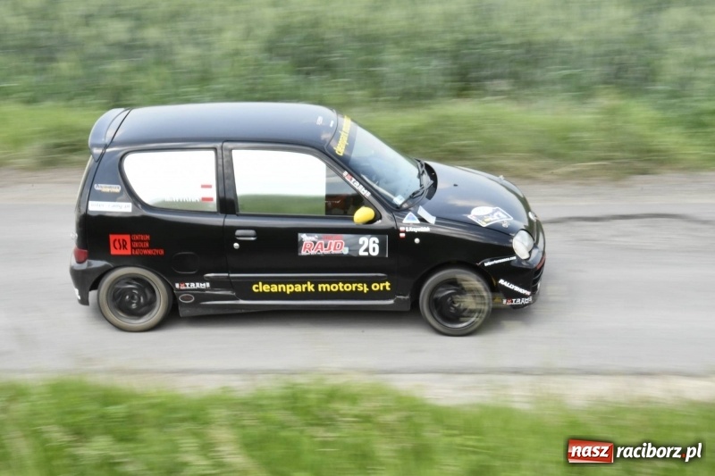 Zdjęcie w galerii na portalu naszraciborz.pl: Zapach spalin o poranku, czyli samochodowy Rajd o Puchar Burmistrza Kuźni Raciborskiej FOTO i VIDEO wiadomości z regionu
