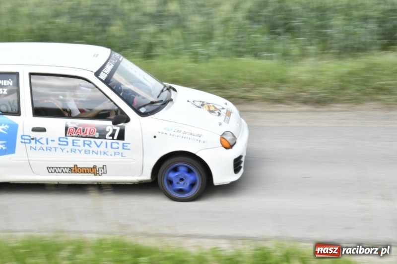 Zdjęcie w galerii na portalu naszraciborz.pl: Zapach spalin o poranku, czyli samochodowy Rajd o Puchar Burmistrza Kuźni Raciborskiej FOTO i VIDEO wiadomości z regionu