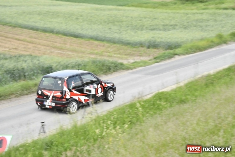 Zdjęcie w galerii na portalu naszraciborz.pl: Zapach spalin o poranku, czyli samochodowy Rajd o Puchar Burmistrza Kuźni Raciborskiej FOTO i VIDEO wiadomości z regionu
