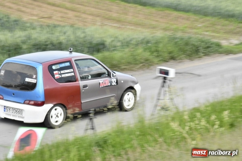 Zdjęcie w galerii na portalu naszraciborz.pl: Zapach spalin o poranku, czyli samochodowy Rajd o Puchar Burmistrza Kuźni Raciborskiej FOTO i VIDEO wiadomości z regionu