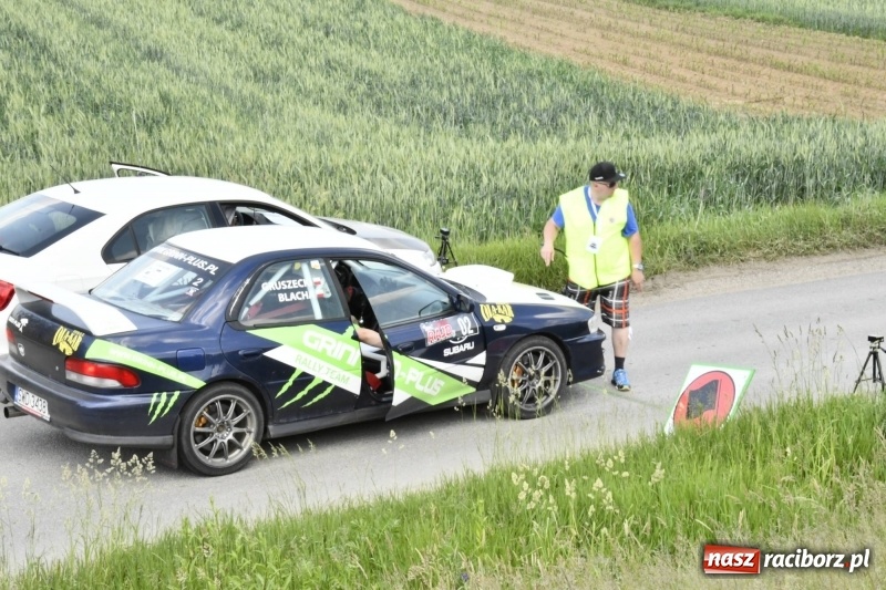 Zdjęcie w galerii na portalu naszraciborz.pl: Zapach spalin o poranku, czyli samochodowy Rajd o Puchar Burmistrza Kuźni Raciborskiej FOTO i VIDEO wiadomości z regionu