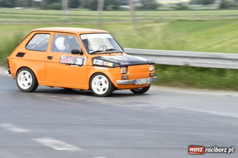 Zdjęcie w galerii na portalu naszraciborz.pl: Zapach spalin o poranku, czyli samochodowy Rajd o Puchar Burmistrza Kuźni Raciborskiej FOTO i VIDEO wiadomości z regionu
