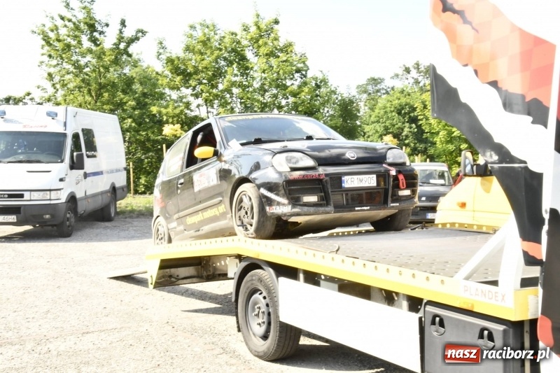 Zdjęcie w galerii na portalu naszraciborz.pl: Zapach spalin o poranku, czyli samochodowy Rajd o Puchar Burmistrza Kuźni Raciborskiej FOTO i VIDEO wiadomości z regionu