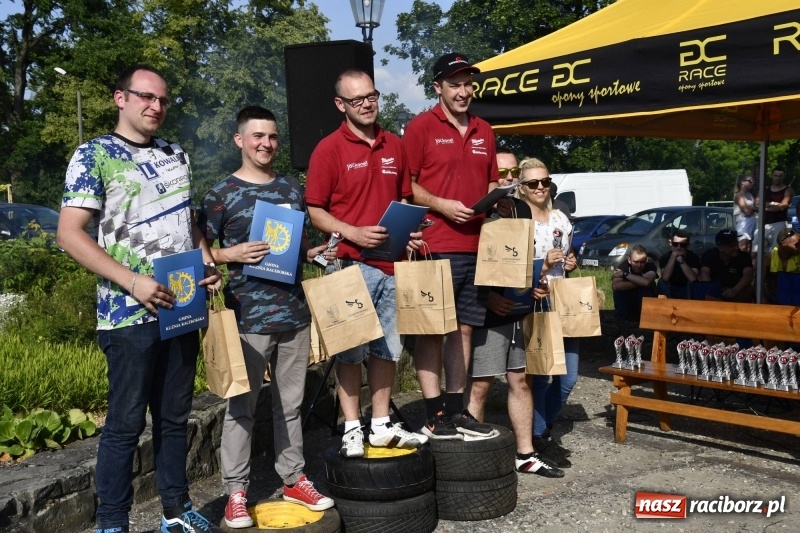 Zdjęcie w galerii na portalu naszraciborz.pl: Zapach spalin o poranku, czyli samochodowy Rajd o Puchar Burmistrza Kuźni Raciborskiej FOTO i VIDEO wiadomości z regionu