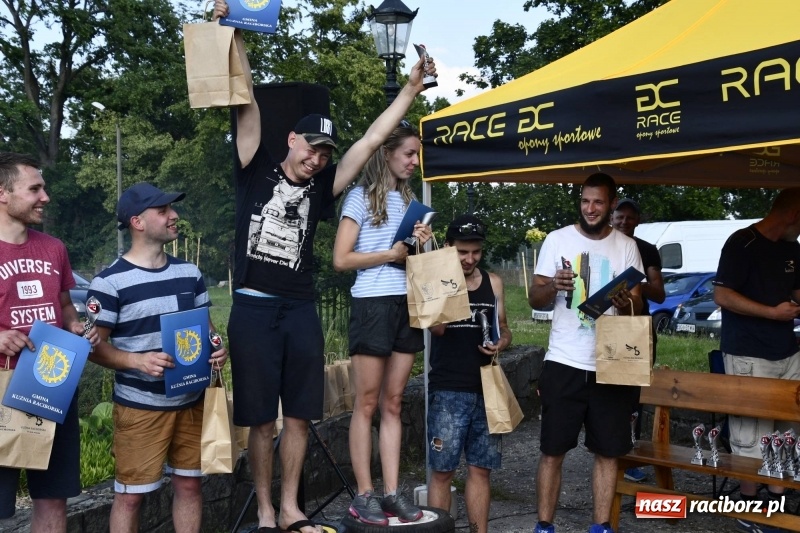 Zdjęcie w galerii na portalu naszraciborz.pl: Zapach spalin o poranku, czyli samochodowy Rajd o Puchar Burmistrza Kuźni Raciborskiej FOTO i VIDEO wiadomości z regionu