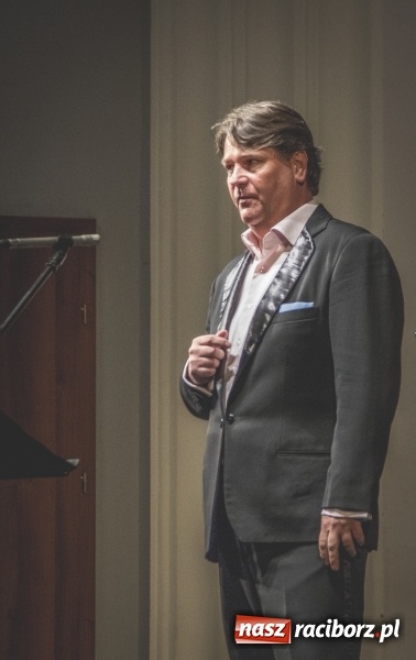 Zdjęcie w galerii na portalu naszraciborz.pl: Operetka na Dzień Matki w Raciborskim Centrum Kultury wiadomości z regionu