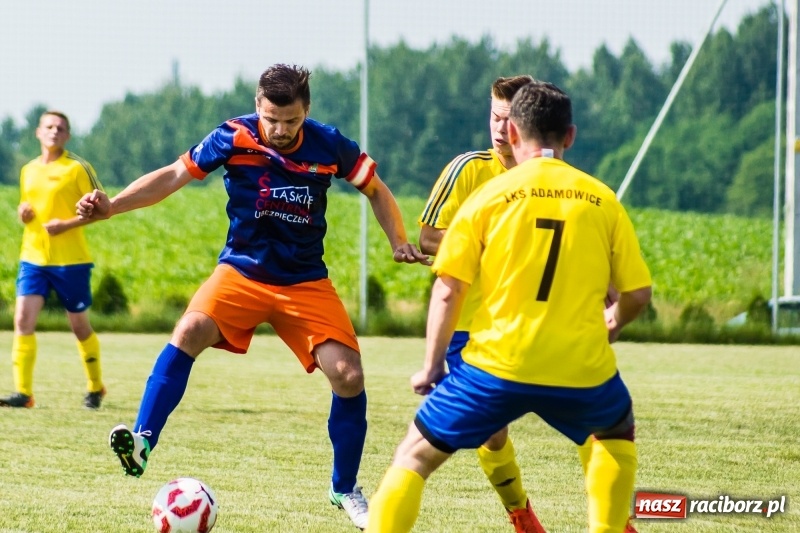 Zdjęcie w galerii na portalu naszraciborz.pl: Adamowice - Górki Śląskie: Do remisu zabrakło niewiele wiadomości z regionu