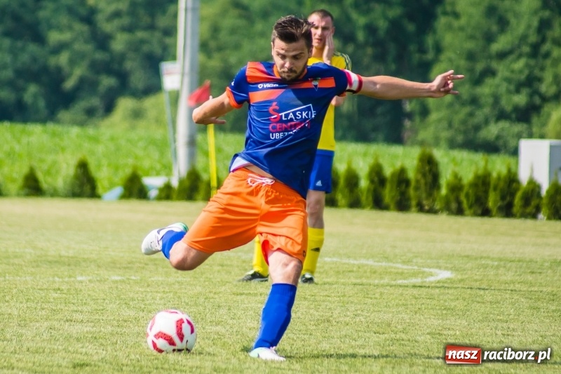 Zdjęcie w galerii na portalu naszraciborz.pl: Adamowice - Górki Śląskie: Do remisu zabrakło niewiele wiadomości z regionu