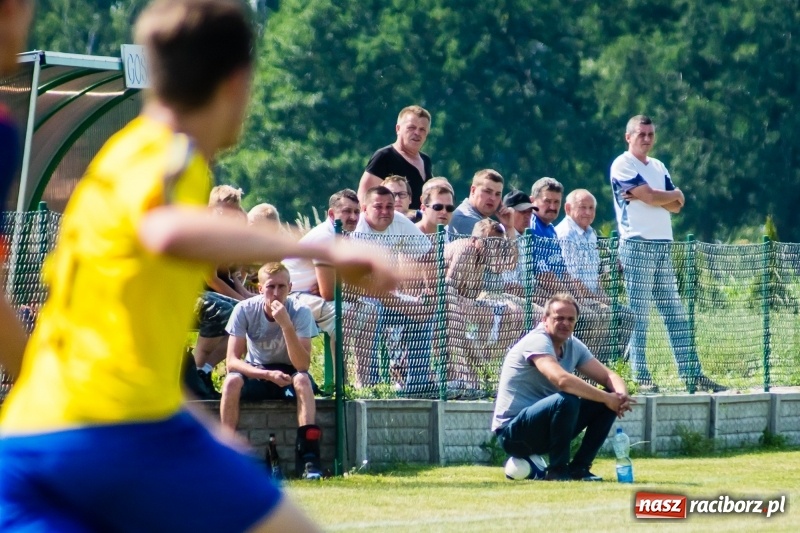 Zdjęcie w galerii na portalu naszraciborz.pl: Adamowice - Górki Śląskie: Do remisu zabrakło niewiele wiadomości z regionu