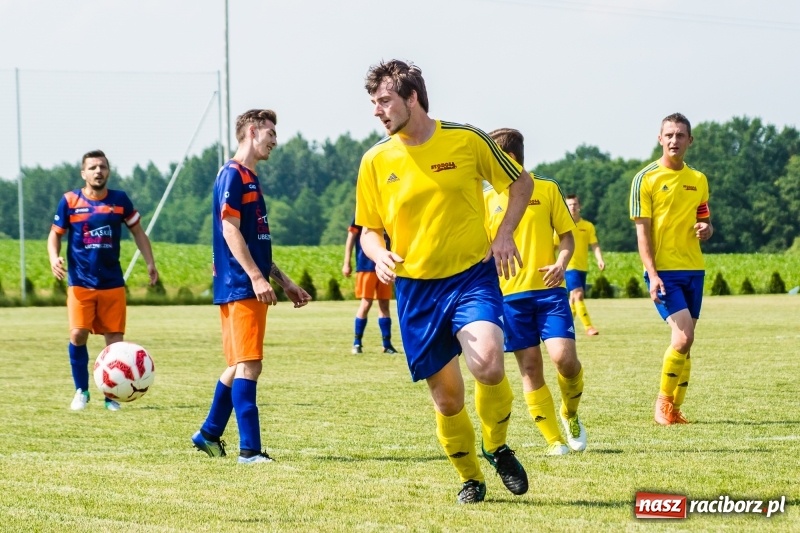 Zdjęcie w galerii na portalu naszraciborz.pl: Adamowice - Górki Śląskie: Do remisu zabrakło niewiele wiadomości z regionu
