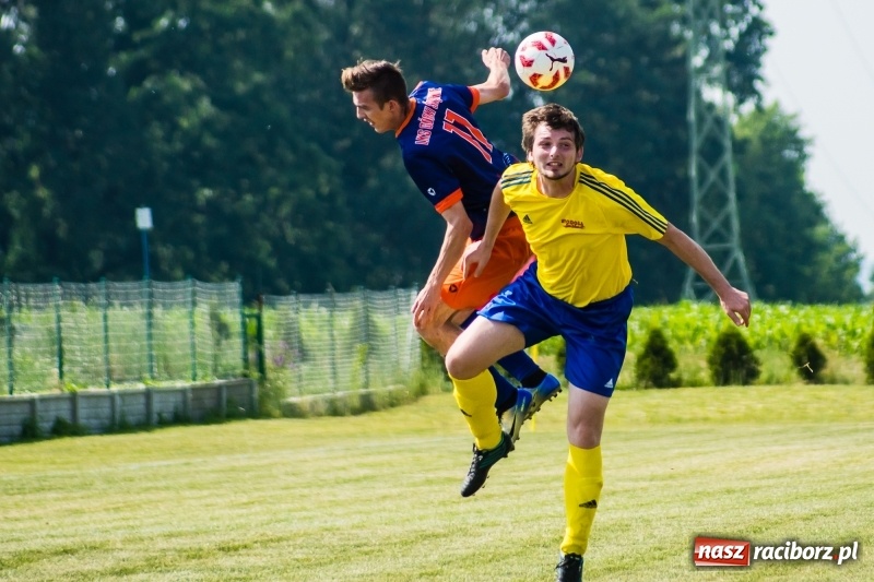 Zdjęcie w galerii na portalu naszraciborz.pl: Adamowice - Górki Śląskie: Do remisu zabrakło niewiele wiadomości z regionu