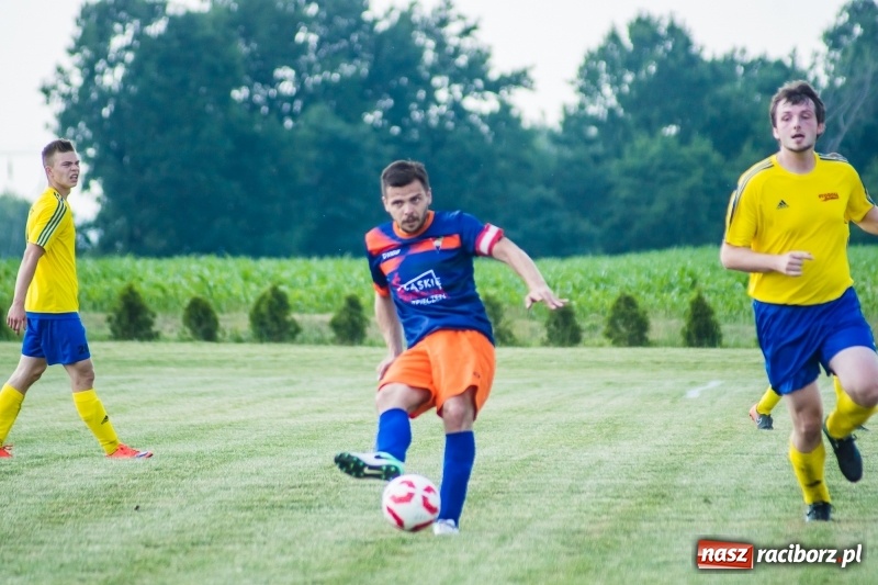 Zdjęcie w galerii na portalu naszraciborz.pl: Adamowice - Górki Śląskie: Do remisu zabrakło niewiele wiadomości z regionu