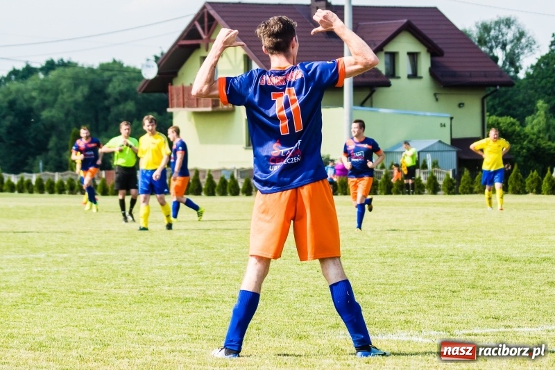 Zdjęcie w galerii na portalu naszraciborz.pl: Adamowice - Górki Śląskie: Do remisu zabrakło niewiele wiadomości z regionu