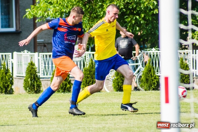 Zdjęcie w galerii na portalu naszraciborz.pl: Adamowice - Górki Śląskie: Do remisu zabrakło niewiele wiadomości z regionu