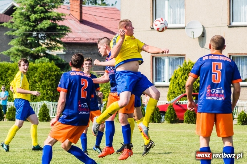 Zdjęcie w galerii na portalu naszraciborz.pl: Adamowice - Górki Śląskie: Do remisu zabrakło niewiele wiadomości z regionu
