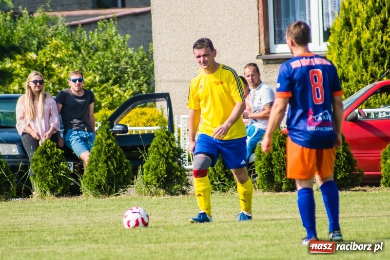 Zdjęcie w galerii na portalu naszraciborz.pl: Adamowice - Górki Śląskie: Do remisu zabrakło niewiele wiadomości z regionu