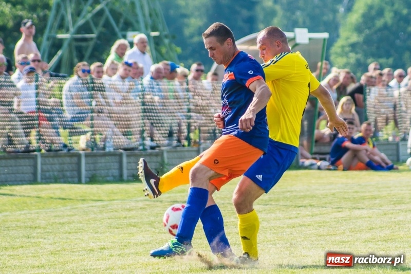 Zdjęcie w galerii na portalu naszraciborz.pl: Adamowice - Górki Śląskie: Do remisu zabrakło niewiele wiadomości z regionu