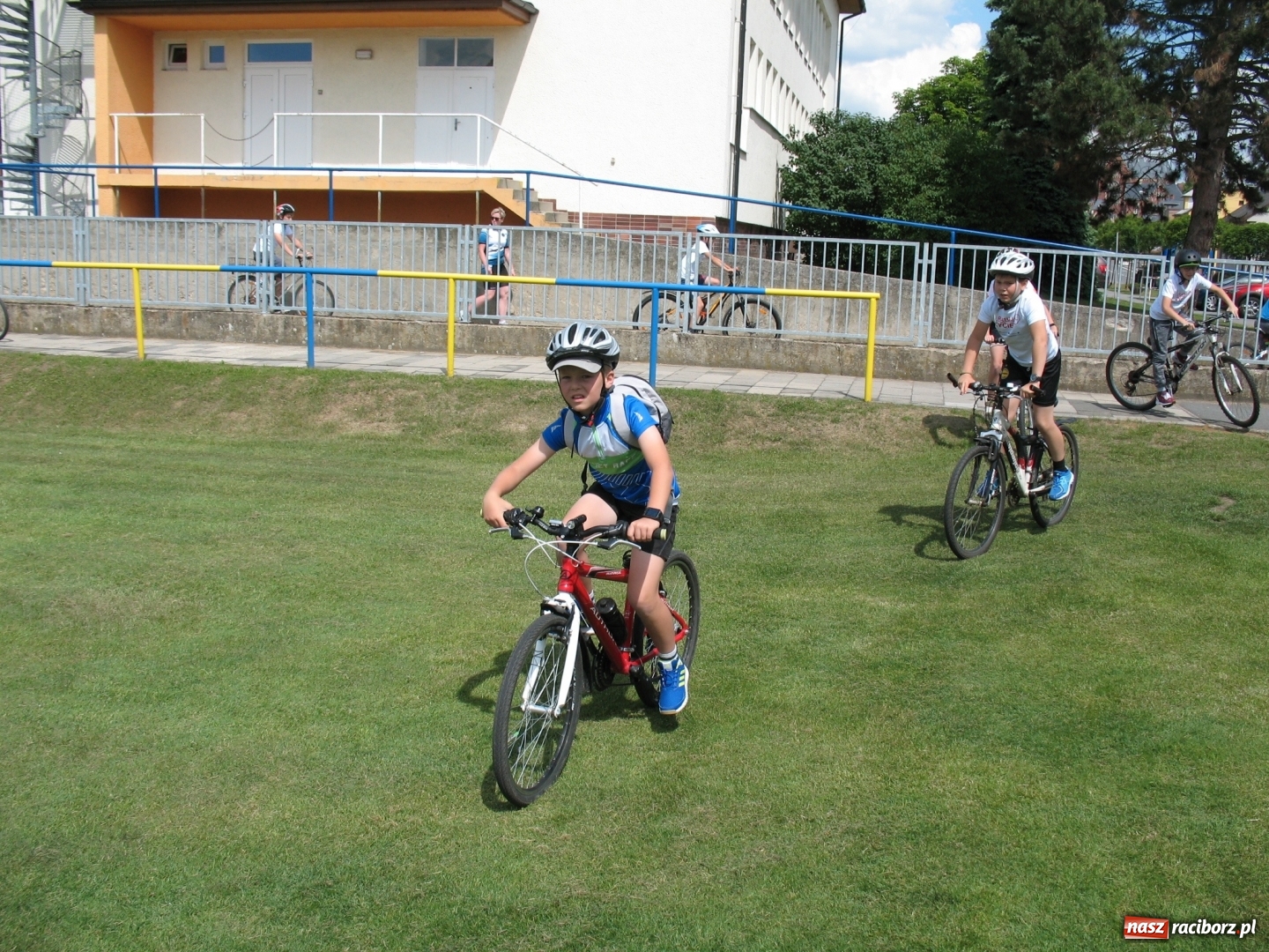 Zdjęcie w galerii na portalu naszraciborz.pl: Uratuj życie - warsztaty dotyczące bezpiecznego poruszania się rowerem wiadomości z regionu