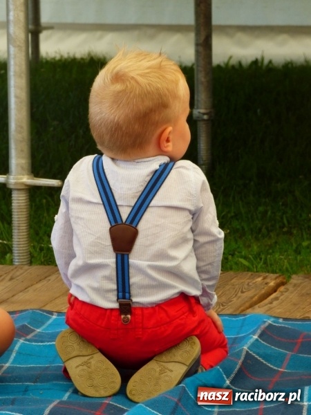 Zdjęcie w galerii na portalu naszraciborz.pl: Szczypta całusów, garść życzliwości niechże powstanie ciasto miłości. Święto rodziny w Nędzy wiadomości z regionu