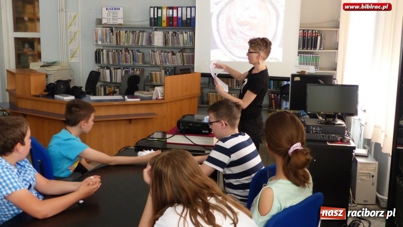 Zdjęcie w galerii na portalu naszraciborz.pl: O sztuce z Ewą Jałochowską w raciborskiej bibliotece wiadomości z regionu