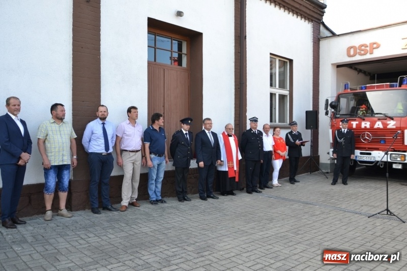 Zdjęcie w galerii na portalu naszraciborz.pl: W remizie w Zabełkowie garażuje już nowe volvo  wiadomości z regionu