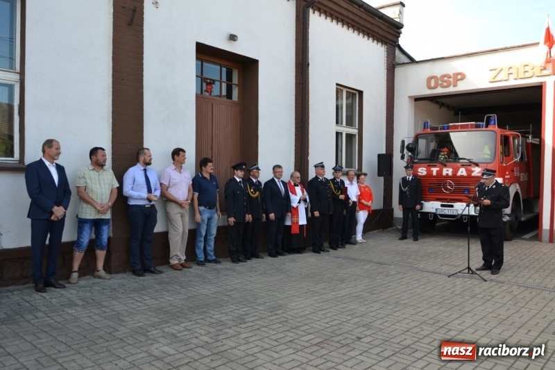 Zdjęcie w galerii na portalu naszraciborz.pl: W remizie w Zabełkowie garażuje już nowe volvo  wiadomości z regionu