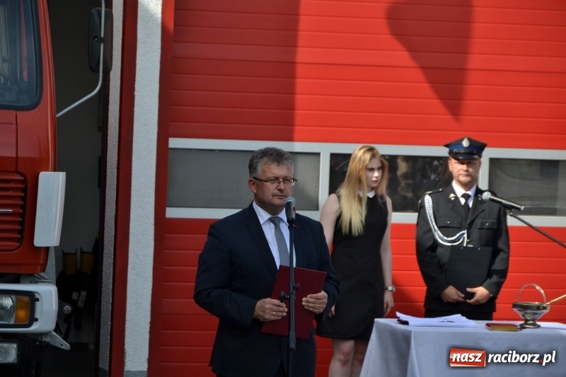Zdjęcie w galerii na portalu naszraciborz.pl: W remizie w Zabełkowie garażuje już nowe volvo  wiadomości z regionu