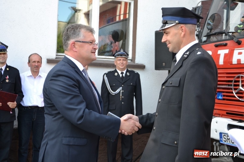 Zdjęcie w galerii na portalu naszraciborz.pl: W remizie w Zabełkowie garażuje już nowe volvo  wiadomości z regionu