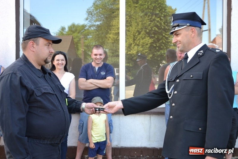 Zdjęcie w galerii na portalu naszraciborz.pl: W remizie w Zabełkowie garażuje już nowe volvo  wiadomości z regionu