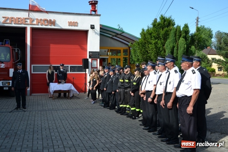 Zdjęcie w galerii na portalu naszraciborz.pl: W remizie w Zabełkowie garażuje już nowe volvo  wiadomości z regionu
