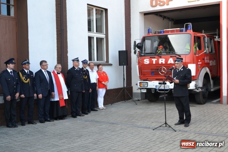 Zdjęcie w galerii na portalu naszraciborz.pl: W remizie w Zabełkowie garażuje już nowe volvo  wiadomości z regionu