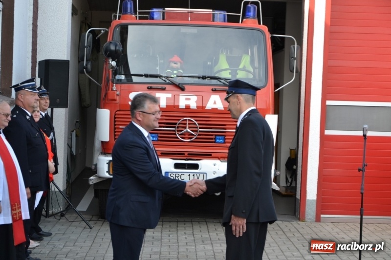 Zdjęcie w galerii na portalu naszraciborz.pl: W remizie w Zabełkowie garażuje już nowe volvo  wiadomości z regionu