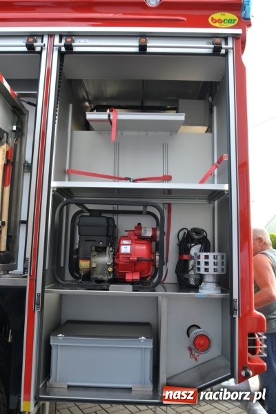 Zdjęcie w galerii na portalu naszraciborz.pl: W remizie w Zabełkowie garażuje już nowe volvo  wiadomości z regionu