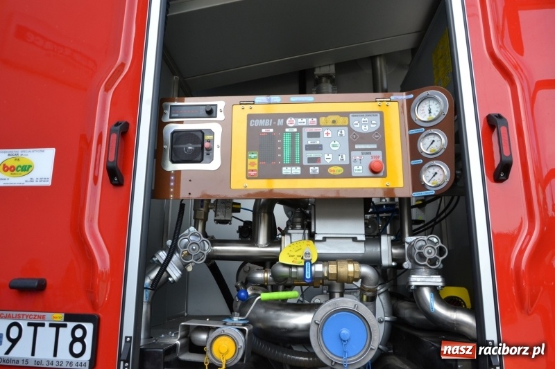 Zdjęcie w galerii na portalu naszraciborz.pl: W remizie w Zabełkowie garażuje już nowe volvo  wiadomości z regionu