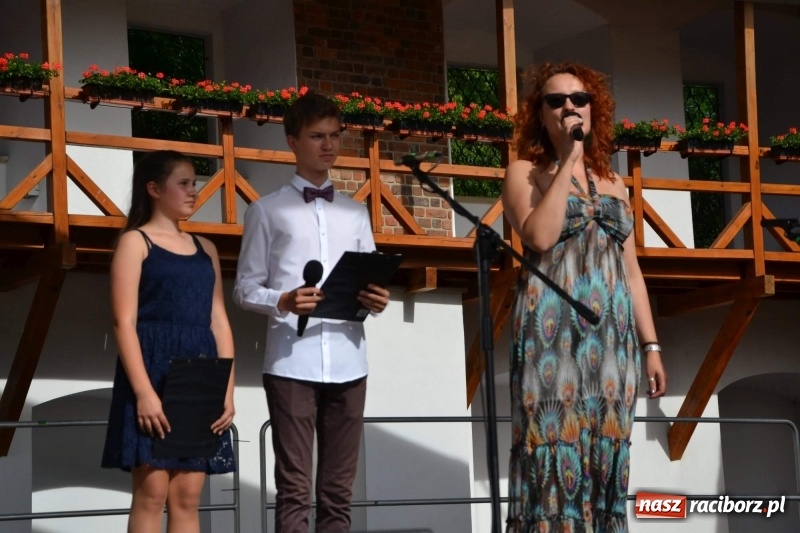 Zdjęcie w galerii na portalu naszraciborz.pl: Obchody dnia Mamy i Taty na Zamku Piastowskim za nami  wiadomości z regionu