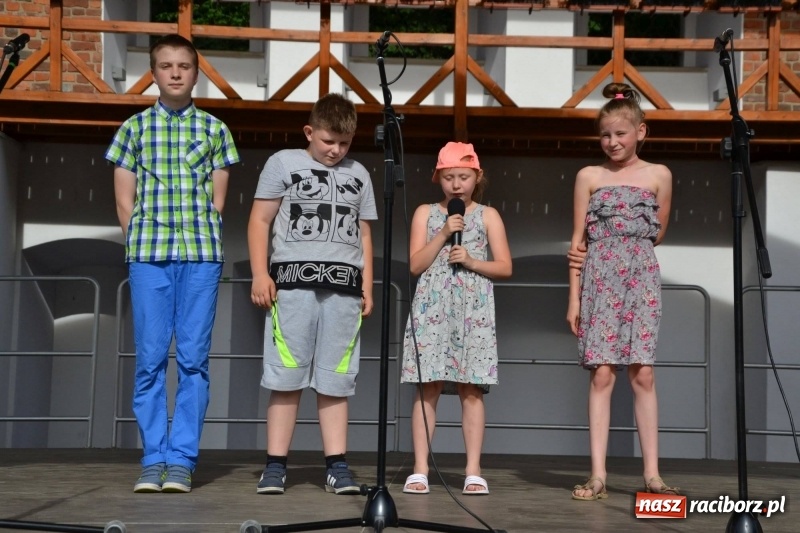 Zdjęcie w galerii na portalu naszraciborz.pl: Obchody dnia Mamy i Taty na Zamku Piastowskim za nami  wiadomości z regionu