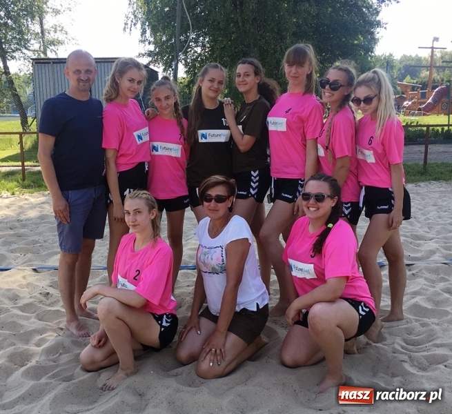Zdjęcie w galerii na portalu naszraciborz.pl: Juniorki z Pietrowic Wielkich czwarte w Polsce  wiadomości z regionu