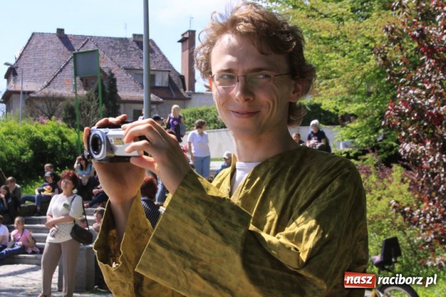 Zdjęcie w galerii na portalu naszraciborz.pl: W parku Roth kolorowo i wesoło wiadomości z regionu