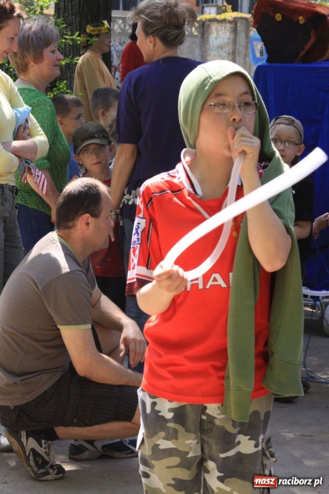 Zdjęcie w galerii na portalu naszraciborz.pl: W parku Roth kolorowo i wesoło wiadomości z regionu