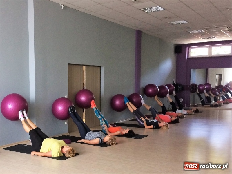 Zdjęcie w galerii na portalu naszraciborz.pl: Kolejna edycja zajęć zdrowa kobieta w Akademii Fitness  z Agatą Szczepaniak – fizjoterapeutką  wiadomości z regionu