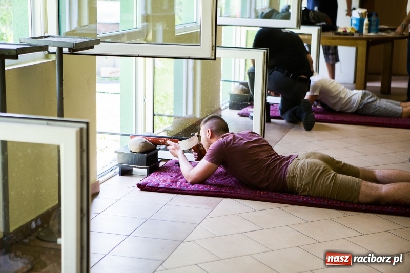 Zdjęcie w galerii na portalu naszraciborz.pl: Powiatowe Zawody Strzeleckie dla młodzieży szkół ponadgimnazjalnych wiadomości z regionu