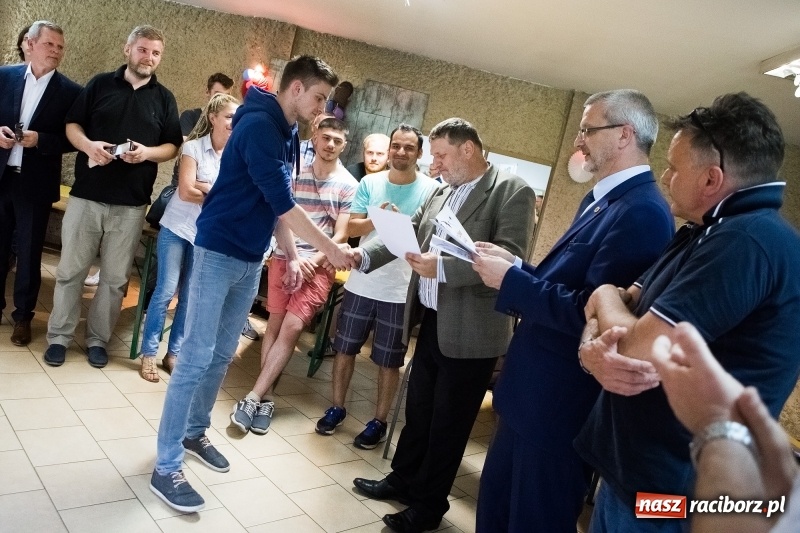 Zdjęcie w galerii na portalu naszraciborz.pl: Powiatowe Zawody Strzeleckie dla młodzieży szkół ponadgimnazjalnych wiadomości z regionu