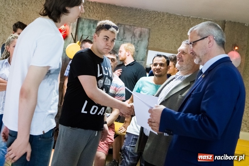 Zdjęcie w galerii na portalu naszraciborz.pl: Powiatowe Zawody Strzeleckie dla młodzieży szkół ponadgimnazjalnych wiadomości z regionu