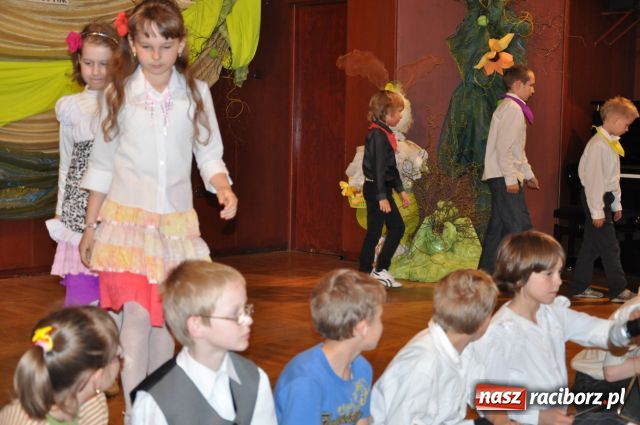 Zdjęcie w galerii na portalu naszraciborz.pl: Tańczyli, grali, śpiewali... wiadomości z regionu