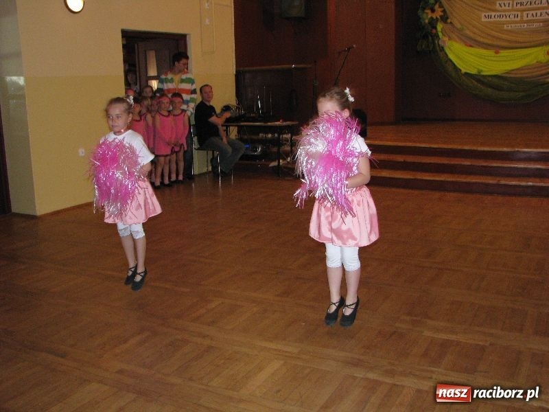 Zdjęcie w galerii na portalu naszraciborz.pl: Tańczyli, grali, śpiewali... wiadomości z regionu