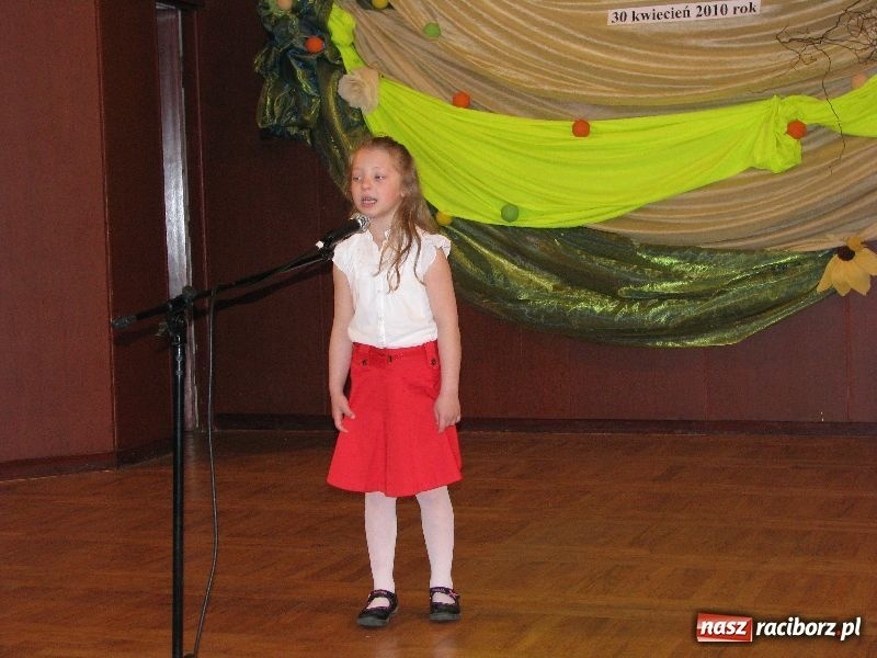 Zdjęcie w galerii na portalu naszraciborz.pl: Tańczyli, grali, śpiewali... wiadomości z regionu